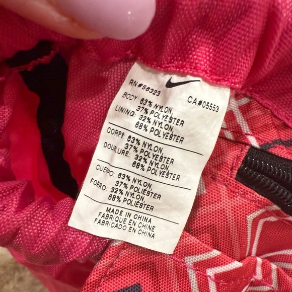 Nike Drawstring Bag OS Pink Silver Black - Picture 5 of 5